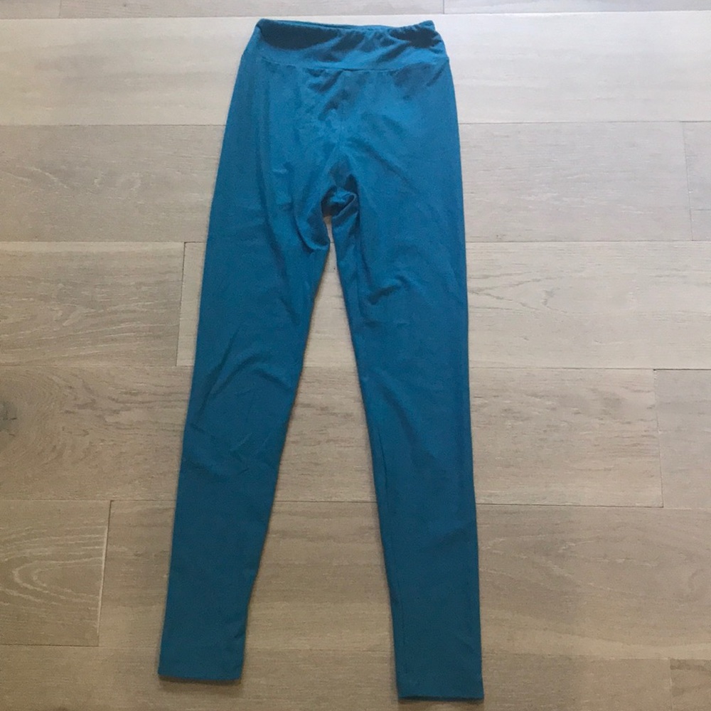 Lularoe Teal leggings super cute and soft
